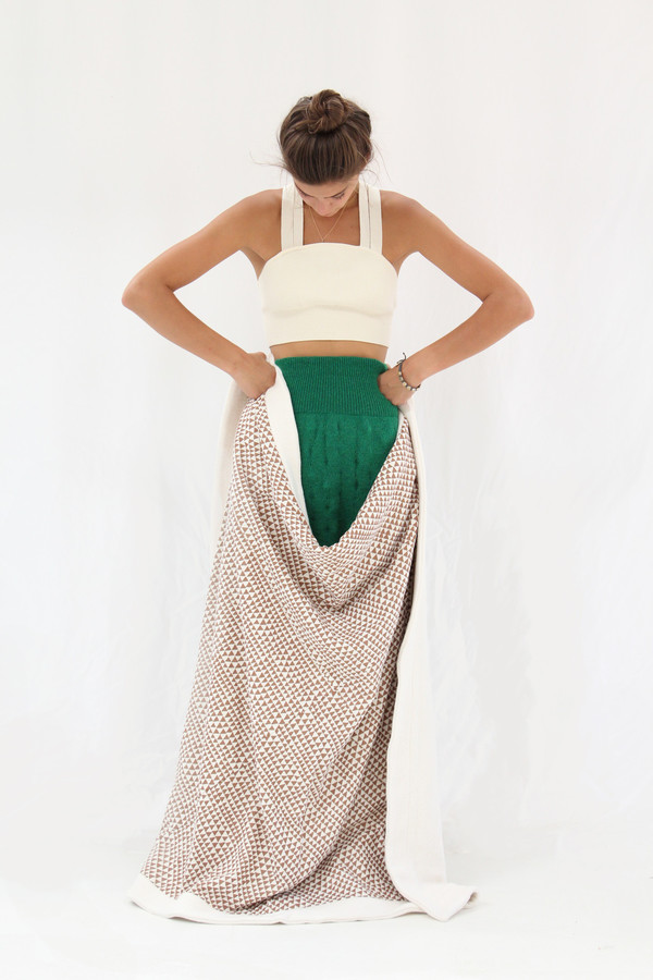 Beklina Organic Cotton Copper Triangle Throw Beklina Organic Cotton Copper Triangle Throw