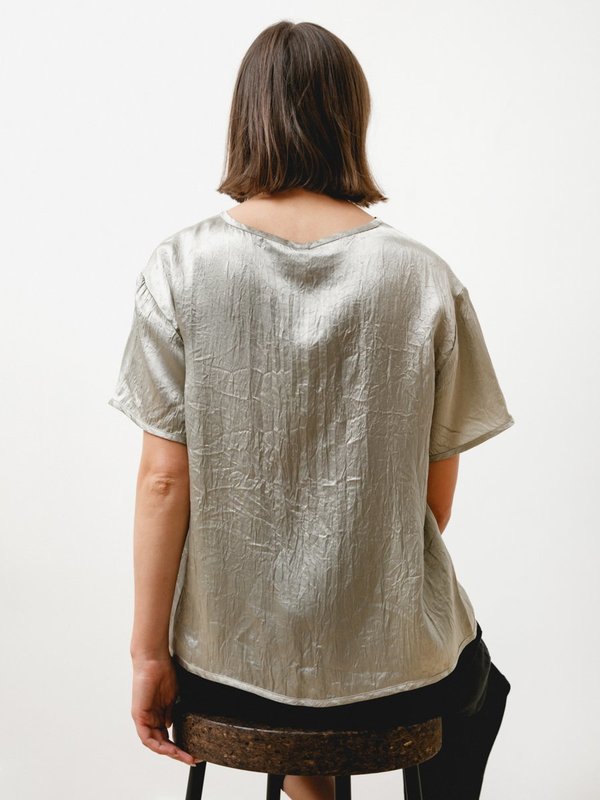 Priory Tage Tee - Crushed Slinky Silver Priory Tage Tee - Crushed Slinky Silver