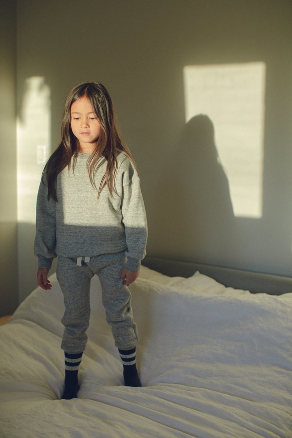 kids Petits Vilains Emil Cozy Sweatshirt - Speckle Grey kids Petits Vilains Emil Cozy Sweatshirt - Speckle Grey