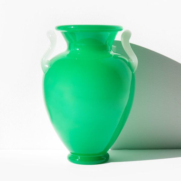 Kindred Black Steuben Double Handle Urn Vase - Green Kindred Black Steuben Double Handle Urn Vase - Green
