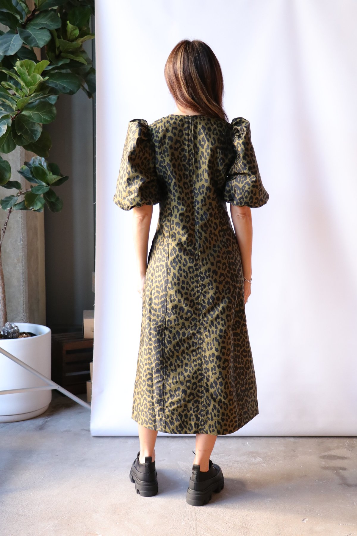 slim fit dress slacks Ganni BLACK BOTANICAL JACQUARD OPEN-BACK MINI DRESS – Shop at the Mix