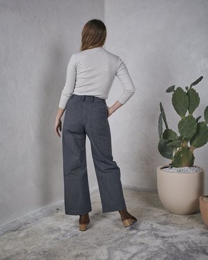 Esby Finch Jean Esby Finch Jean