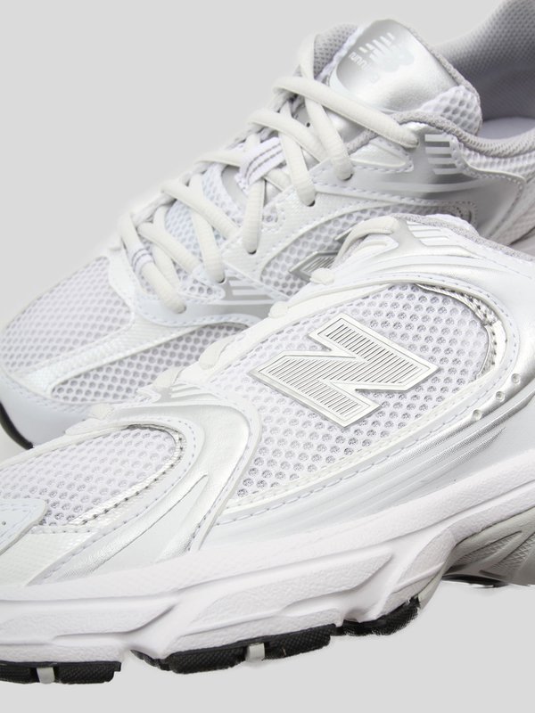 UNISEX New Balance MR530EMA Sneakers - White/Silver/Metallic | Garmentory