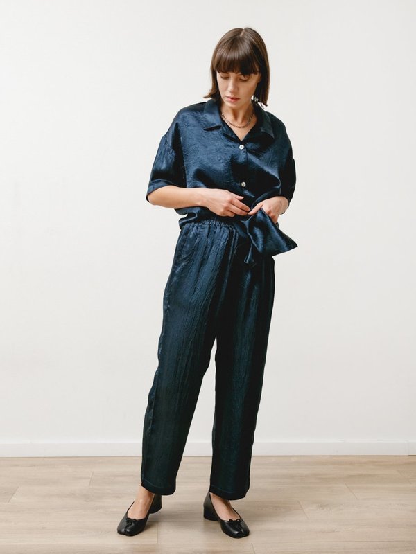 Priory Vista Pant - Crushed Slinky Navy Priory Vista Pant - Crushed Slinky Navy