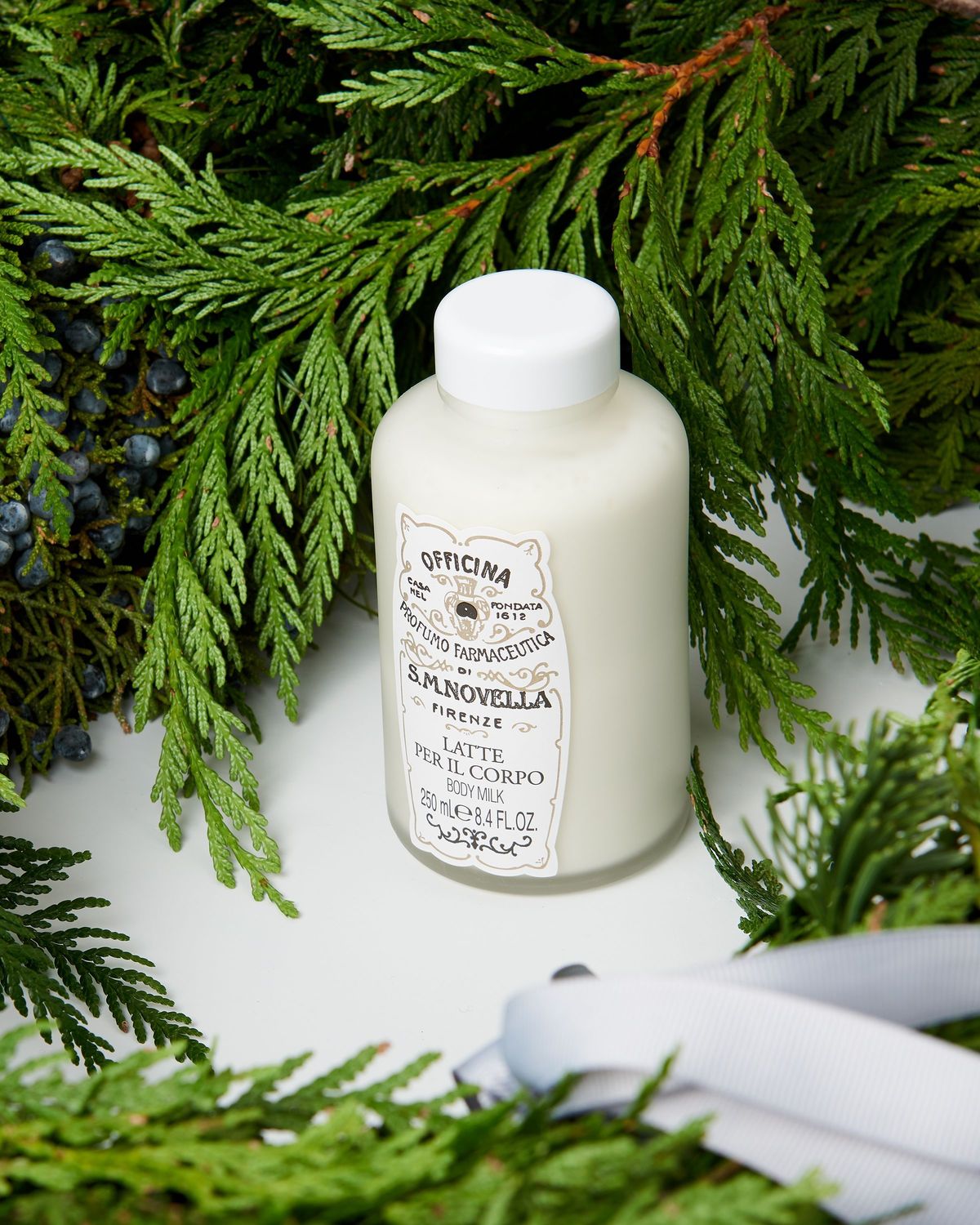 ボディローション S.M. Novella Latte Corpo Melograno 250ml Santa Maria Novella Latte Corpo Melograno | Garmentory