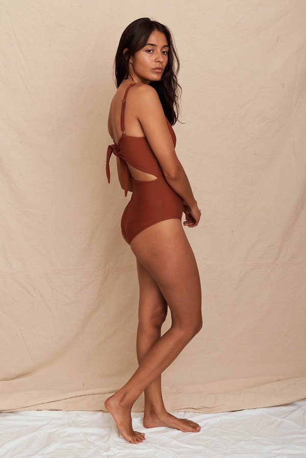 Mariposa Maillot Clay