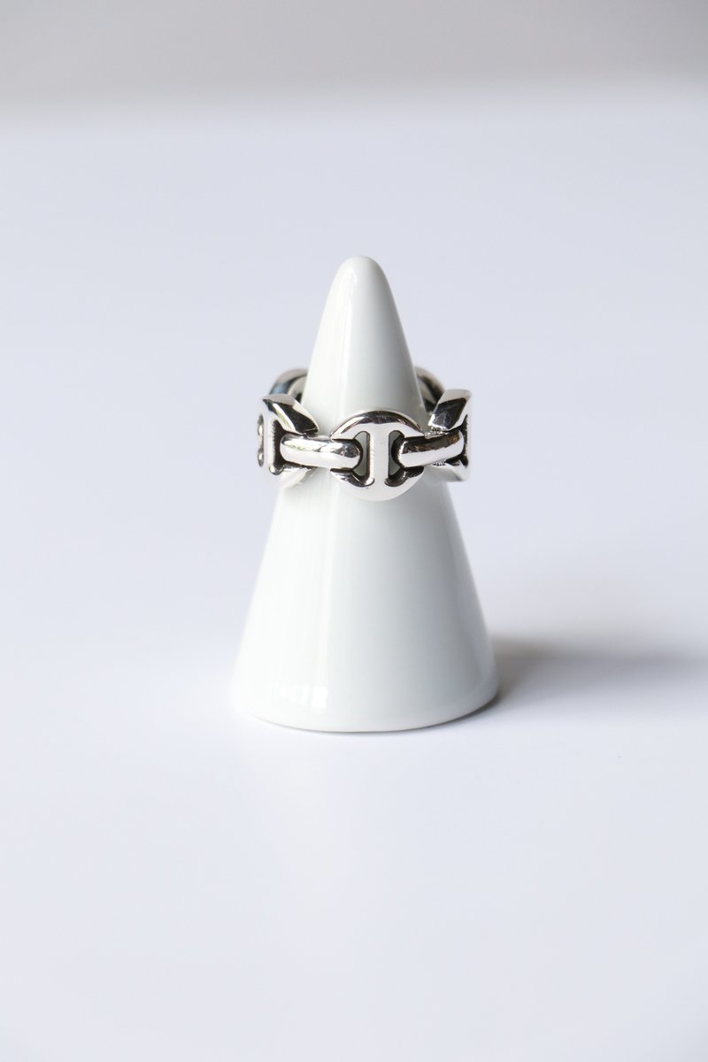 Hoorsenbuhs Dame Classic Tri-Link Ring | Garmentory