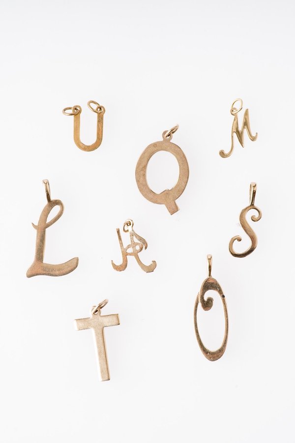 Vintage 9K SMALL U CHARM - 9k Gold Vintage 9K SMALL U CHARM - 9k Gold