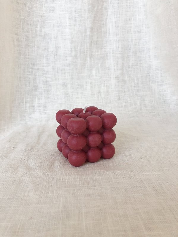 Ri-Ri-Ku ATOM CUBE CANDLE - BURGUNDY Ri-Ri-Ku ATOM CUBE CANDLE - BURGUNDY