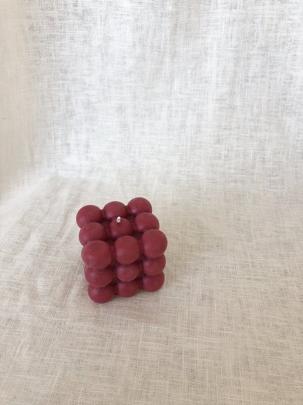 Ri-Ri-Ku ATOM CUBE CANDLE - BURGUNDY Ri-Ri-Ku ATOM CUBE CANDLE - BURGUNDY