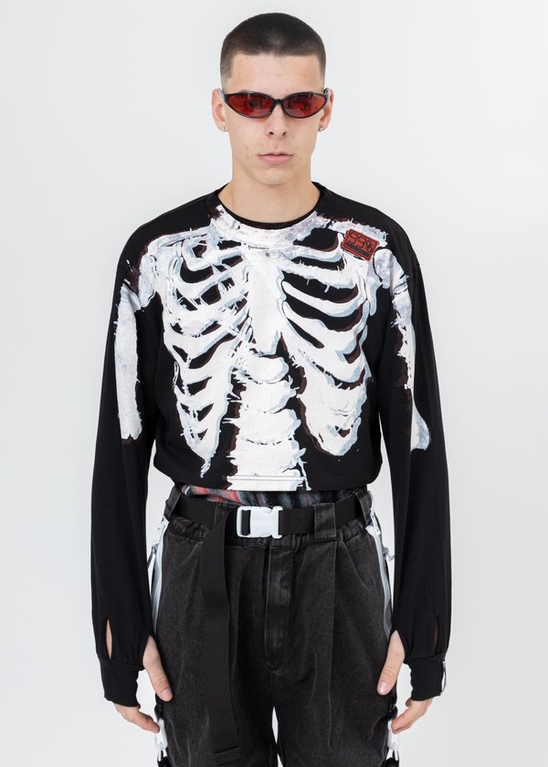 99%is Skull Crop Long Sleeve T-Shirt Black on Garmentory