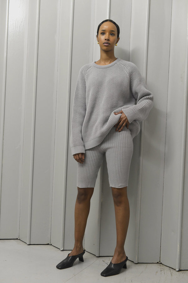 The bibio project KUUKU RIBBED SHORTS - GRAY The bibio project KUUKU RIBBED SHORTS - GRAY