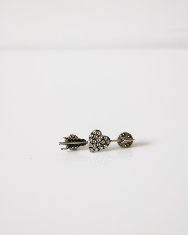 Vintage Heart + Arrow Brooch - Silver Vintage Heart + Arrow Brooch - Silver