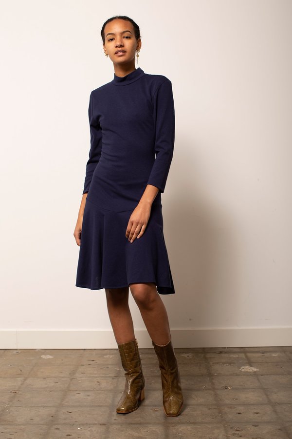 navy blue dress with brown boots V neck Spaghetti Straps Blue Homecoming Dresses Sparkly Short Prom Dre –  SELINADRESS