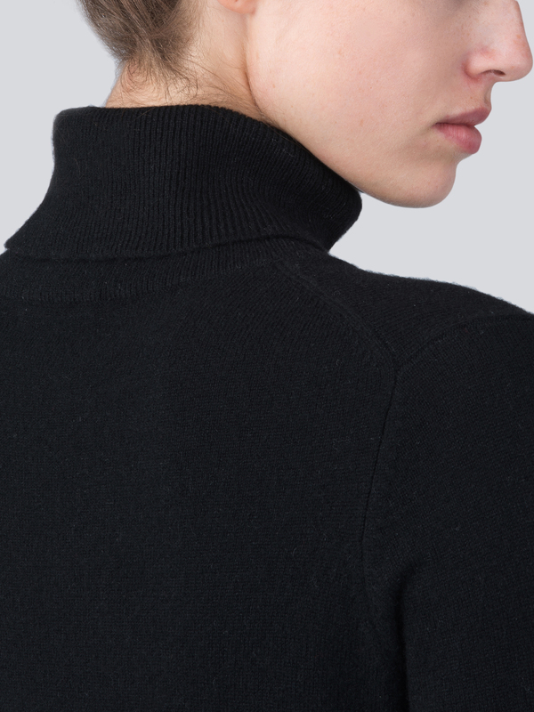 Turtleneck Slimfit Dress_Black Turtleneck Slimfit Dress_Black