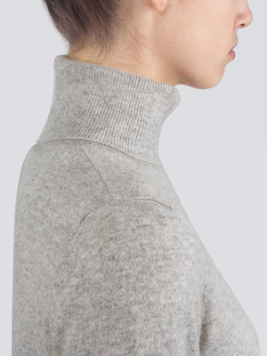 Turtleneck Slimfit Sweater_Light Grey Turtleneck Slimfit Sweater_Light Grey
