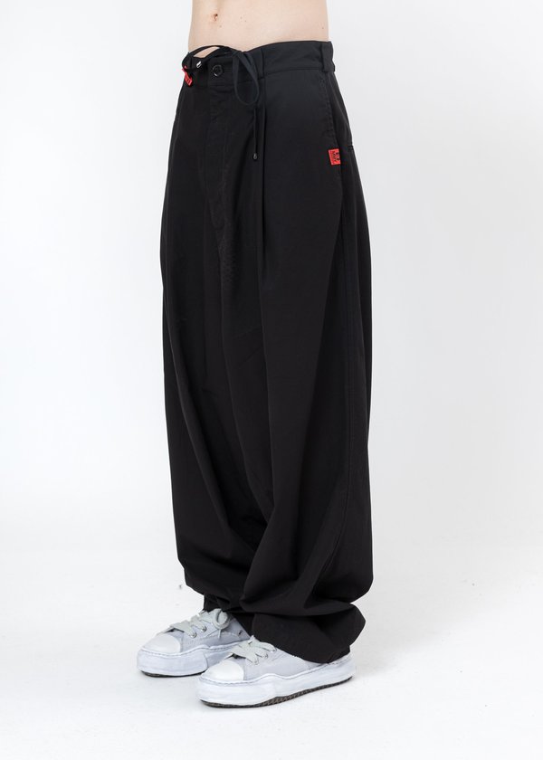 Mihara Yasuhiro Over Sized Smooth Chino Pants - Black Mihara Yasuhiro Over Sized Smooth Chino Pants - Black