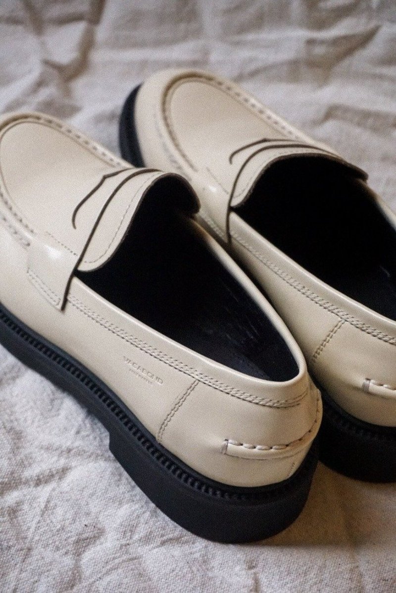 Vagabond Alex W Loafer - Off White | Garmentory