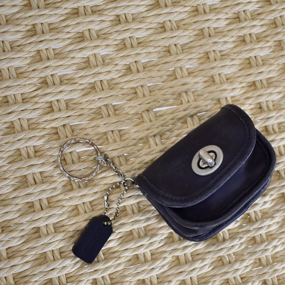 小物 90s VINTAGE COACH 7012 CITY KEY FOB BLK 90s VINTAGE COACH 7012 CITY KEY FOB BLK - メルカリ