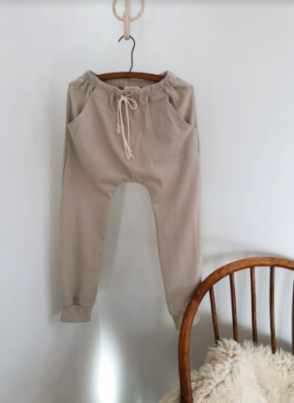 Eadaie Women's Waffle Pants in Light Stone Eadaie Women's Waffle Pants in Light Stone