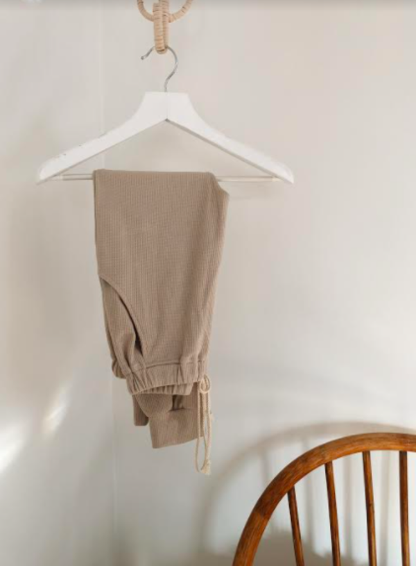 Eadaie Women's Waffle Pants in Light Stone Eadaie Women's Waffle Pants in Light Stone