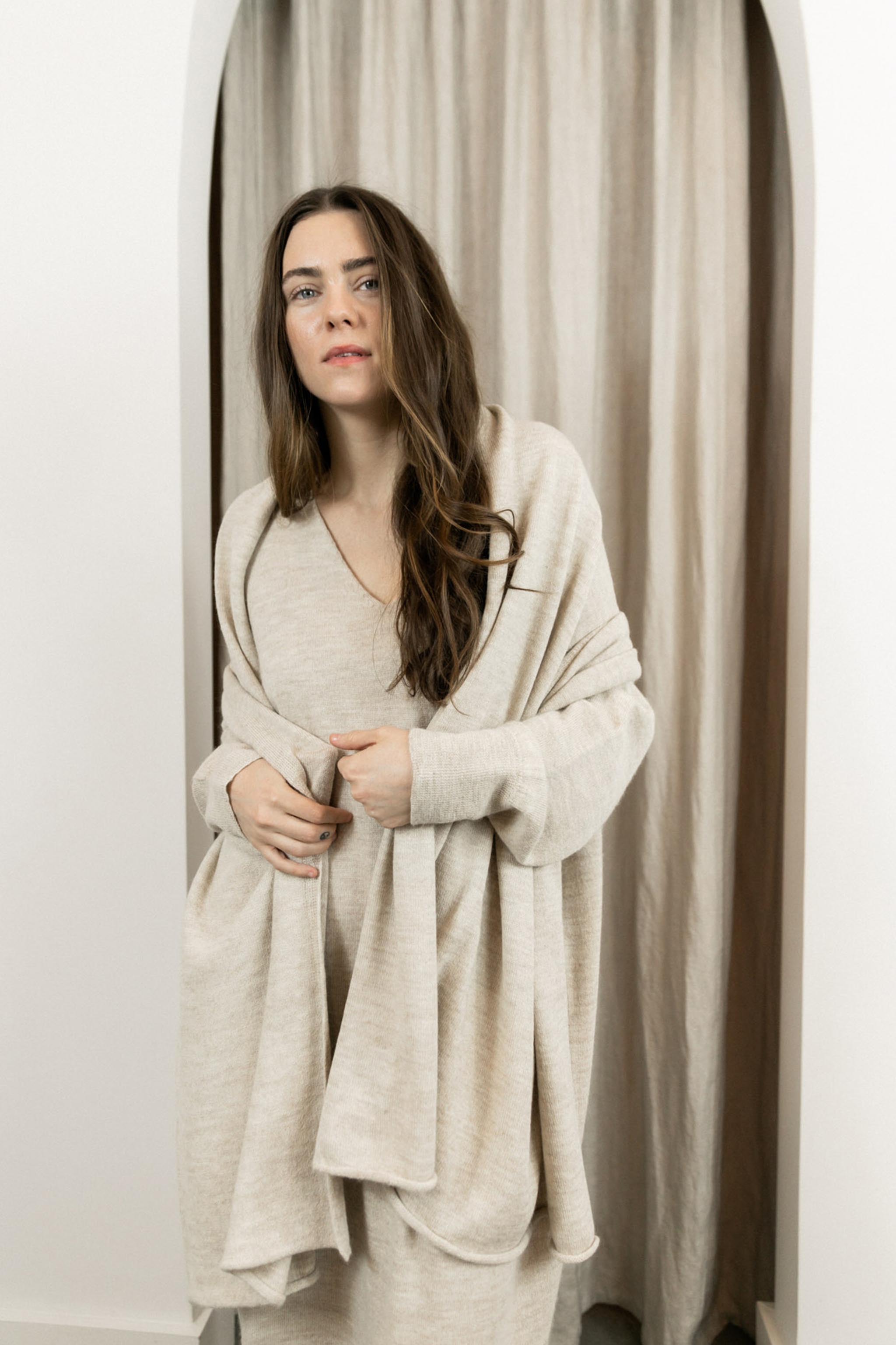 lauren manoogian hessian