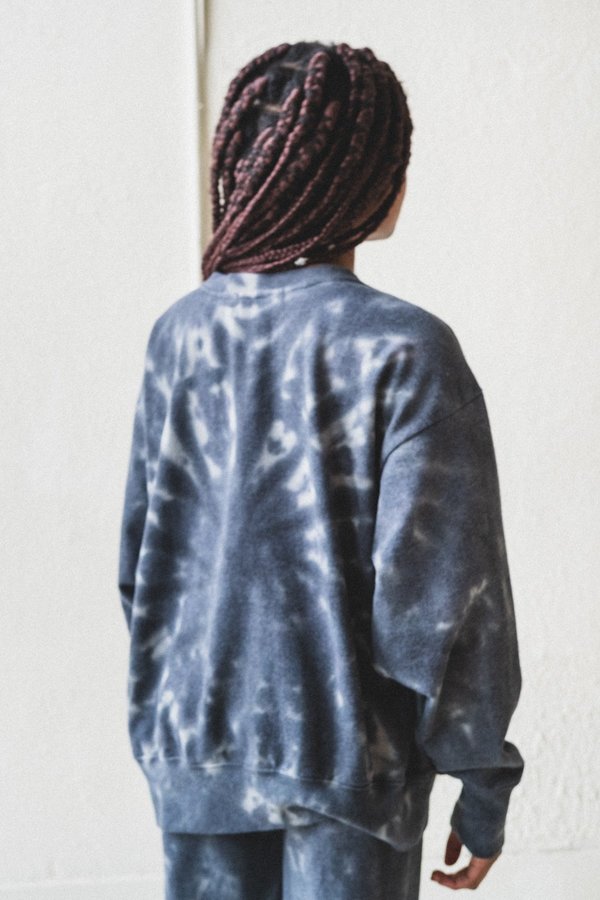 SLATER SWEATSHIRT IN SMOKEY QUARTZ TIE DYE SLATER SWEATSHIRT IN SMOKEY QUARTZ TIE DYE