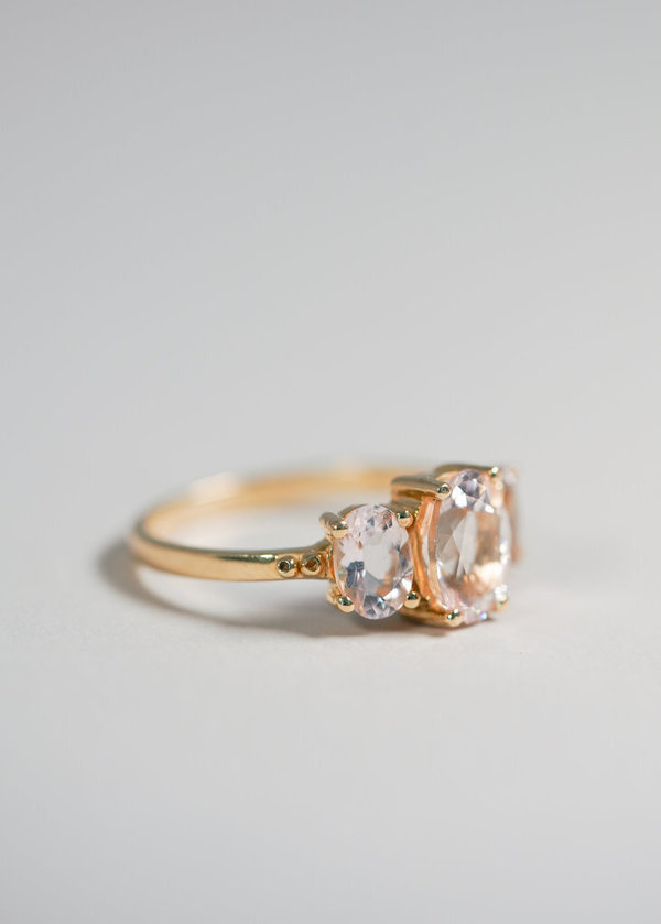 Ruta Reifen Oval The Moon Ring - 14-karat yellow gold Ruta Reifen Oval The Moon Ring - 14-karat yellow gold