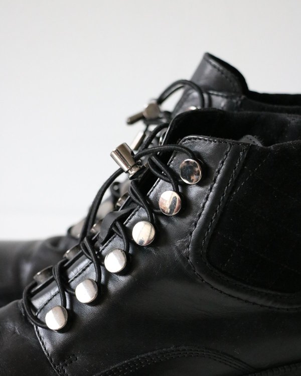 Pre-loved Aquatalia Leather Quilted Combat Boots - Black Pre-loved Aquatalia Leather Quilted Combat Boots - Black