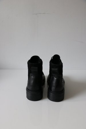 Pre-loved Aquatalia Leather Quilted Combat Boots - Black Pre-loved Aquatalia Leather Quilted Combat Boots - Black