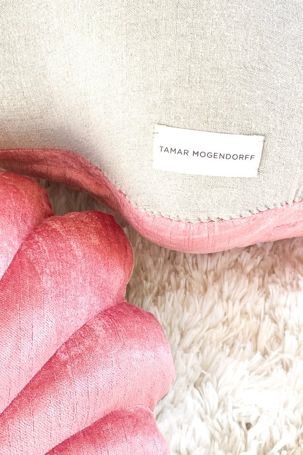 Tamar Mogendorff Velvet Shell Pillow - rose Tamar Mogendorff Velvet Shell Pillow - rose