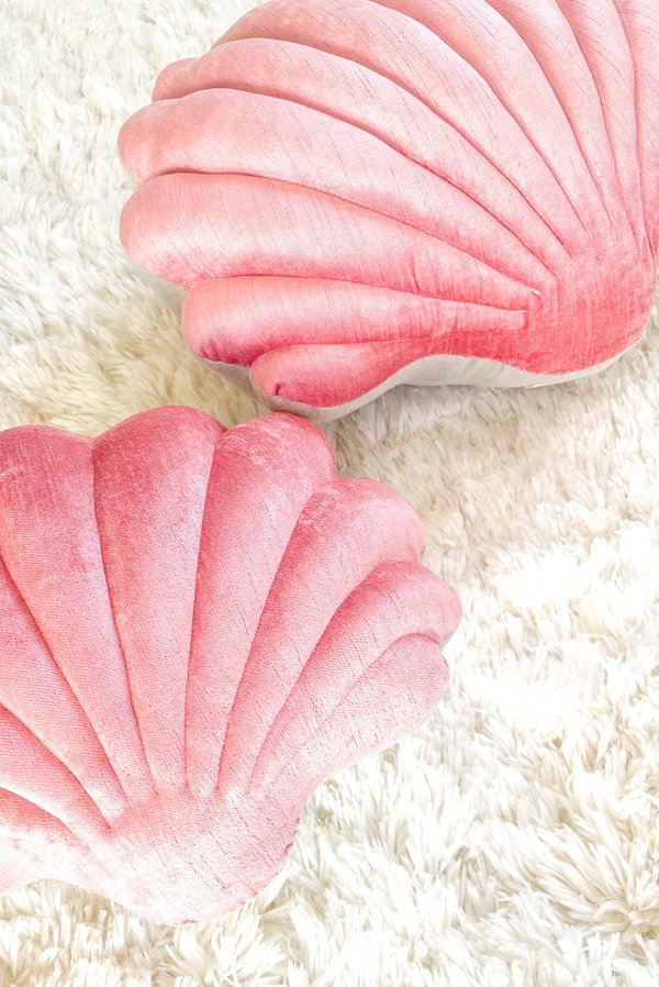 Tamar Mogendorff Velvet Shell Pillow - rose Tamar Mogendorff Velvet Shell Pillow - rose