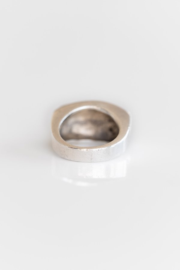 VINTAGE MODERN FREEFORM TURQUOISE RING - Sterling Silver VINTAGE MODERN FREEFORM TURQUOISE RING - Sterling Silver