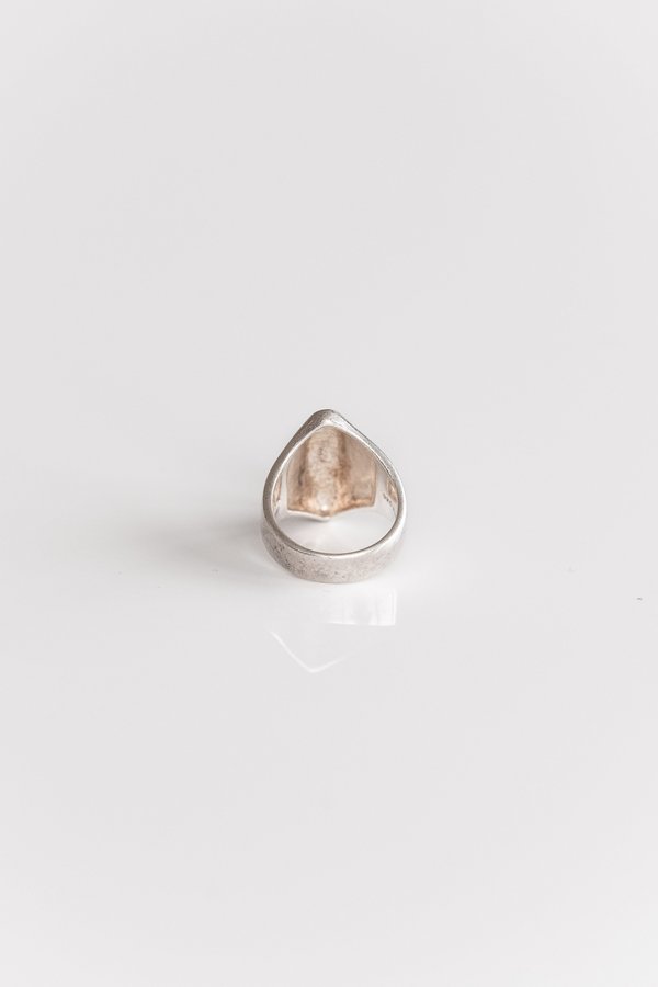 VINTAGE MODERN OVAL RING - STERLING SILVER VINTAGE MODERN OVAL RING - STERLING SILVER