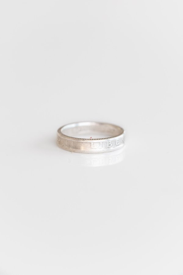Vintage QUARTER DOLLAR RING - sterling silver Vintage QUARTER DOLLAR RING - sterling silver