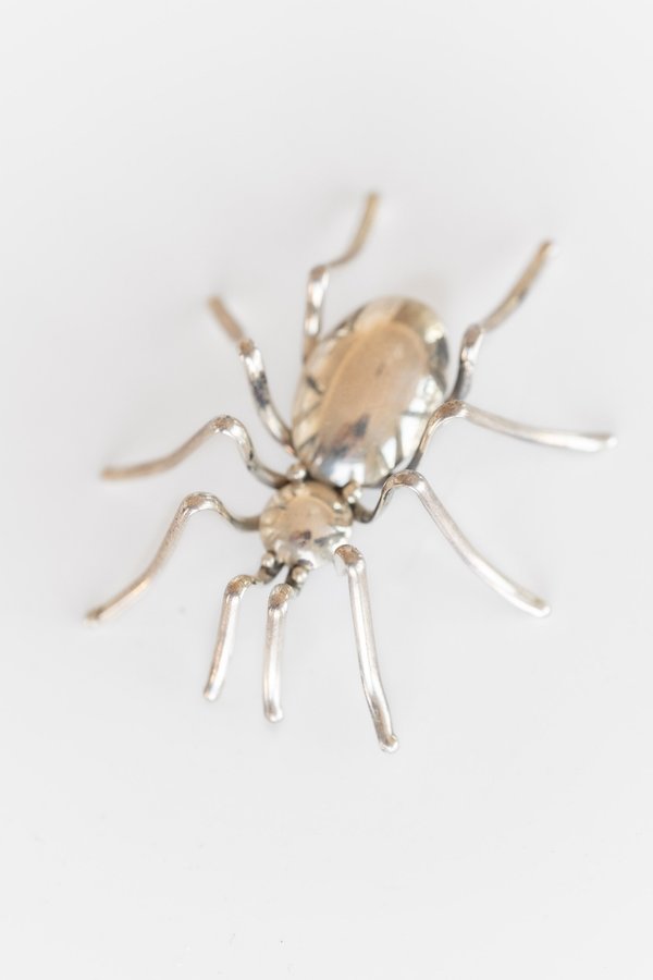 VINTAGE SPIDER PIN - STERLING SILVER VINTAGE SPIDER PIN - STERLING SILVER
