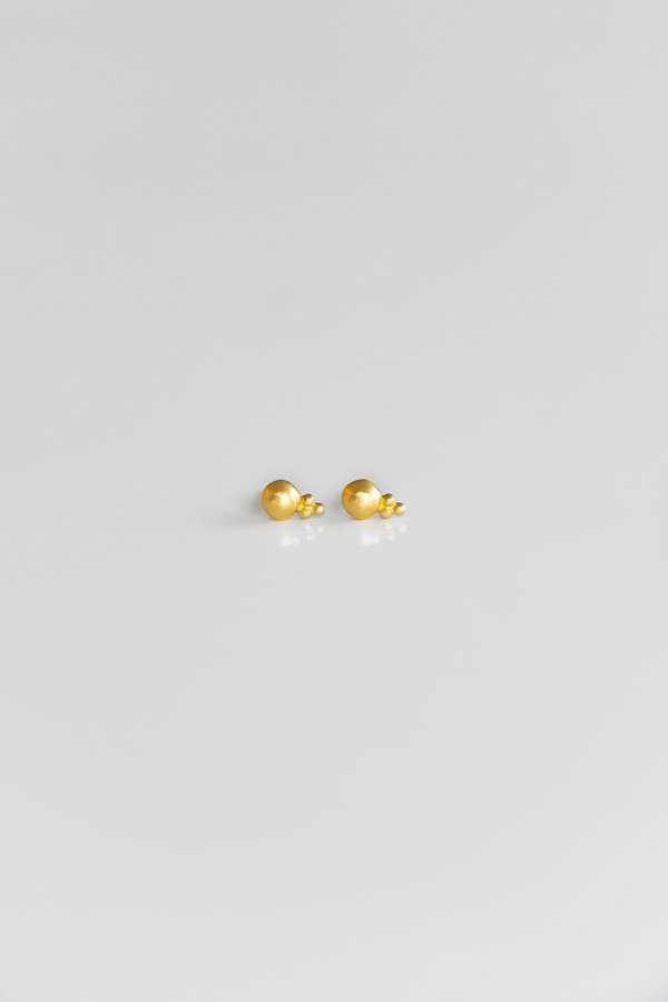 Prounis Small Lentil-shaped Bulla Earrings Prounis Small Lentil-shaped Bulla Earrings