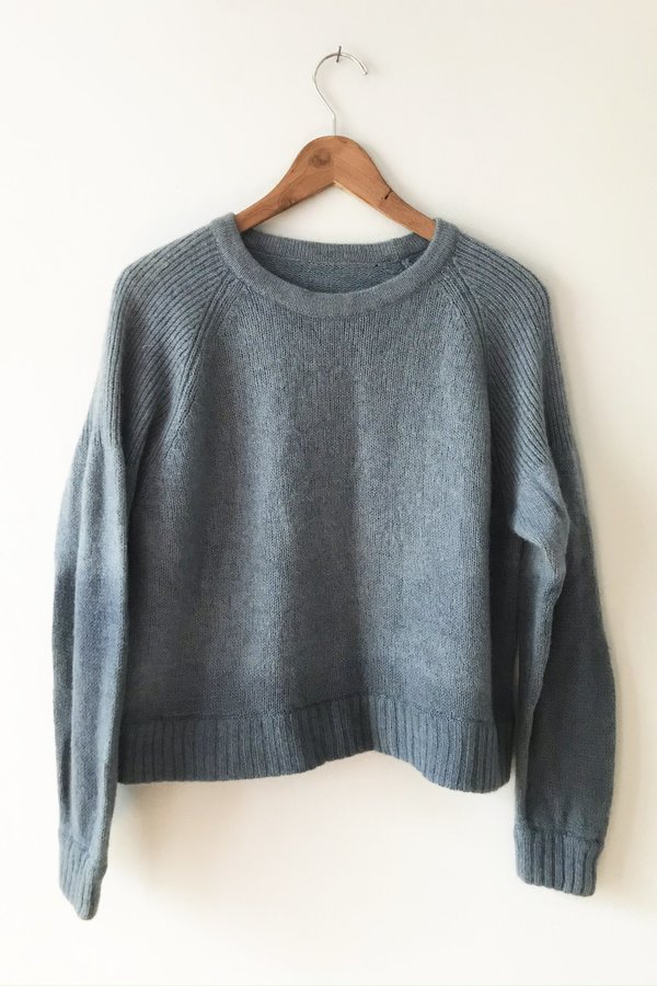 M.Patmos Crewneck Cashmere Sweater - Medium Indigo M.Patmos Crewneck Cashmere Sweater - Medium Indigo