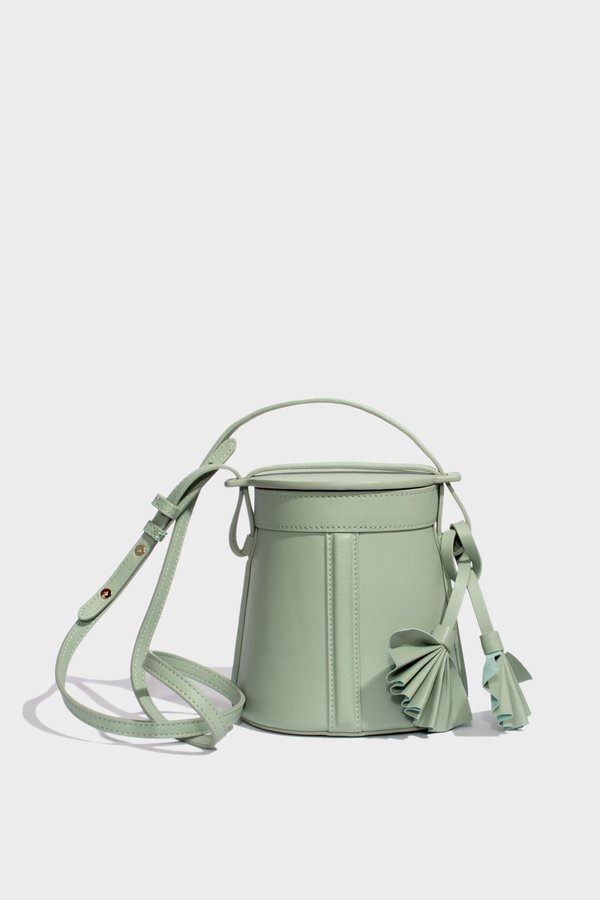 Petite A-Line Bucket | Creme Petite A-Line Bucket | Creme