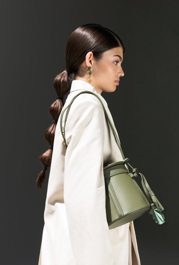 Petite A-Line Bucket | Creme Petite A-Line Bucket | Creme