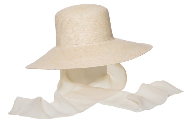 Pearl Hat w. Neck Scarf in Cream Pearl Hat w. Neck Scarf in Cream