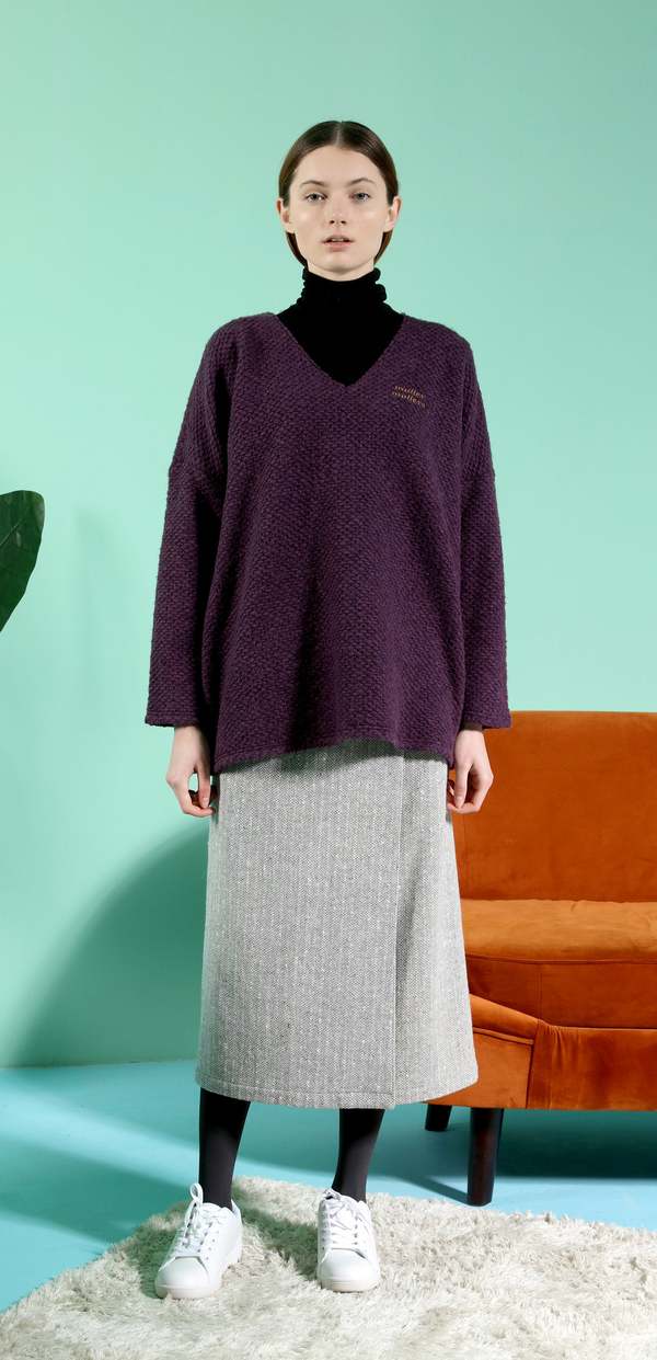 MATTER MATTERS V Neck Wool -Blend Oversized knitted sweater - Purple MATTER MATTERS V Neck Wool -Blend Oversized knitted sweater - Purple