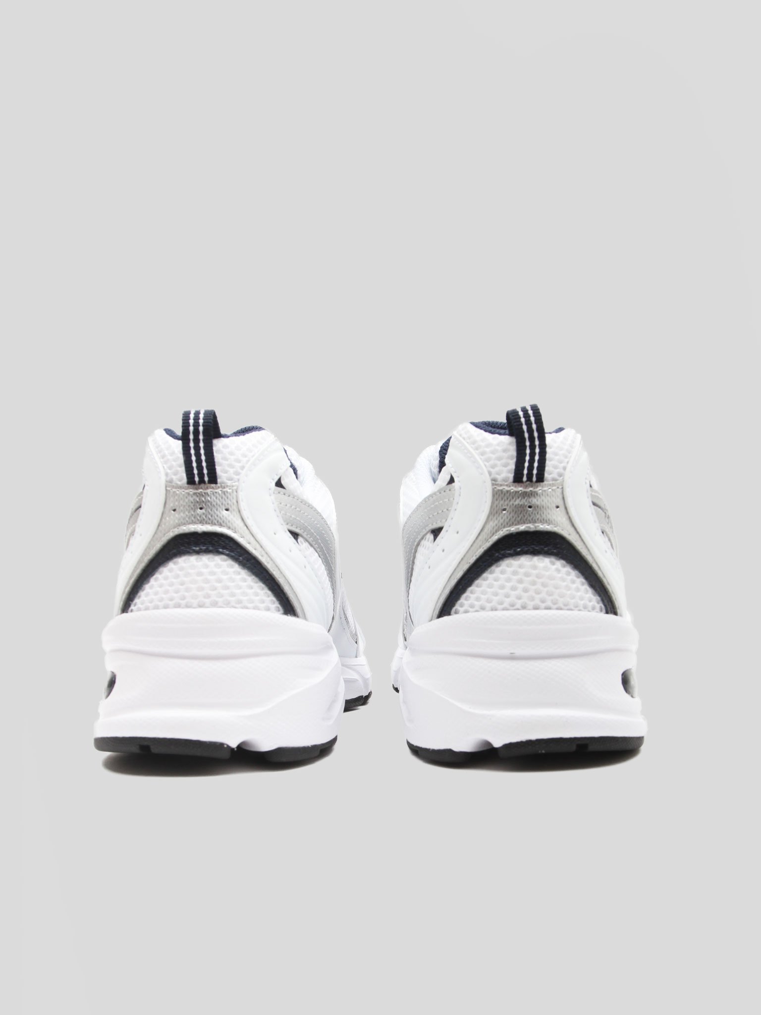 mr530sg sneakers