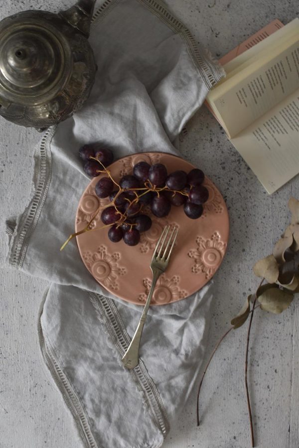 OWO Cerámica Victorian Lunch Plate - Pink OWO Cerámica Victorian Lunch Plate - Pink