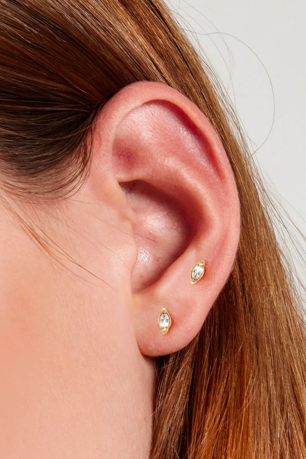 Valley Rose Ara Stud Diamond Earrings Valley Rose Ara Stud Diamond Earrings