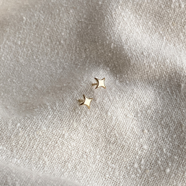 Merewif Falling Star Studs Merewif Falling Star Studs