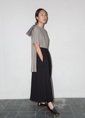 KAAREM Tu Sa Wide Leg Split Leg Pocket Pant w/ Elastic - Black KAAREM Tu Sa Wide Leg Split Leg Pocket Pant w/ Elastic - Black