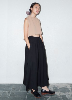 KAAREM Tu Sa Wide Leg Split Leg Pocket Pant w/ Elastic - Black KAAREM Tu Sa Wide Leg Split Leg Pocket Pant w/ Elastic - Black