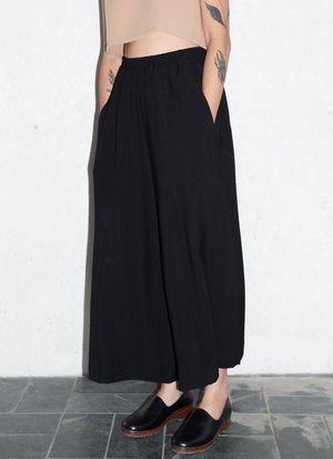 KAAREM Tu Sa Wide Leg Split Leg Pocket Pant w/ Elastic - Black KAAREM Tu Sa Wide Leg Split Leg Pocket Pant w/ Elastic - Black