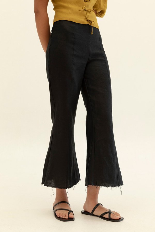 Muse the Label Bessie Cropped Flares - Black Muse the Label Bessie Cropped Flares - Black